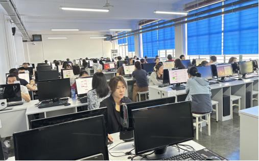 西安工業大學數字化考試服務中心 以軟件技術服務驅動高效運營，贏得名校名企青睞